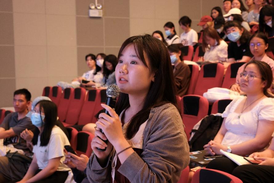 英国上市公司365