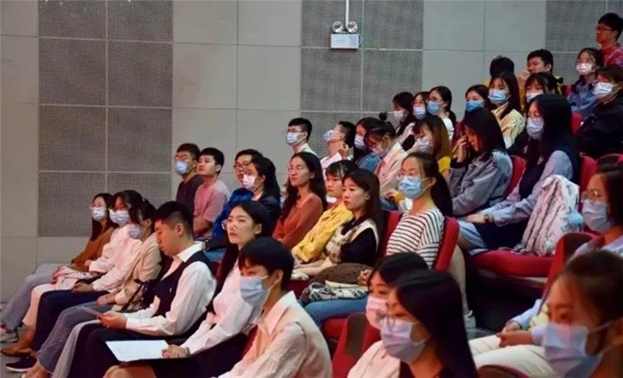 英国上市公司365