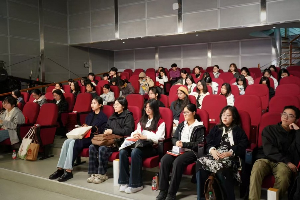 英国上市公司365