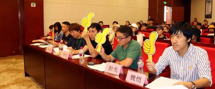 英国上市公司365