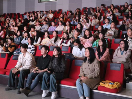 英国上市公司365