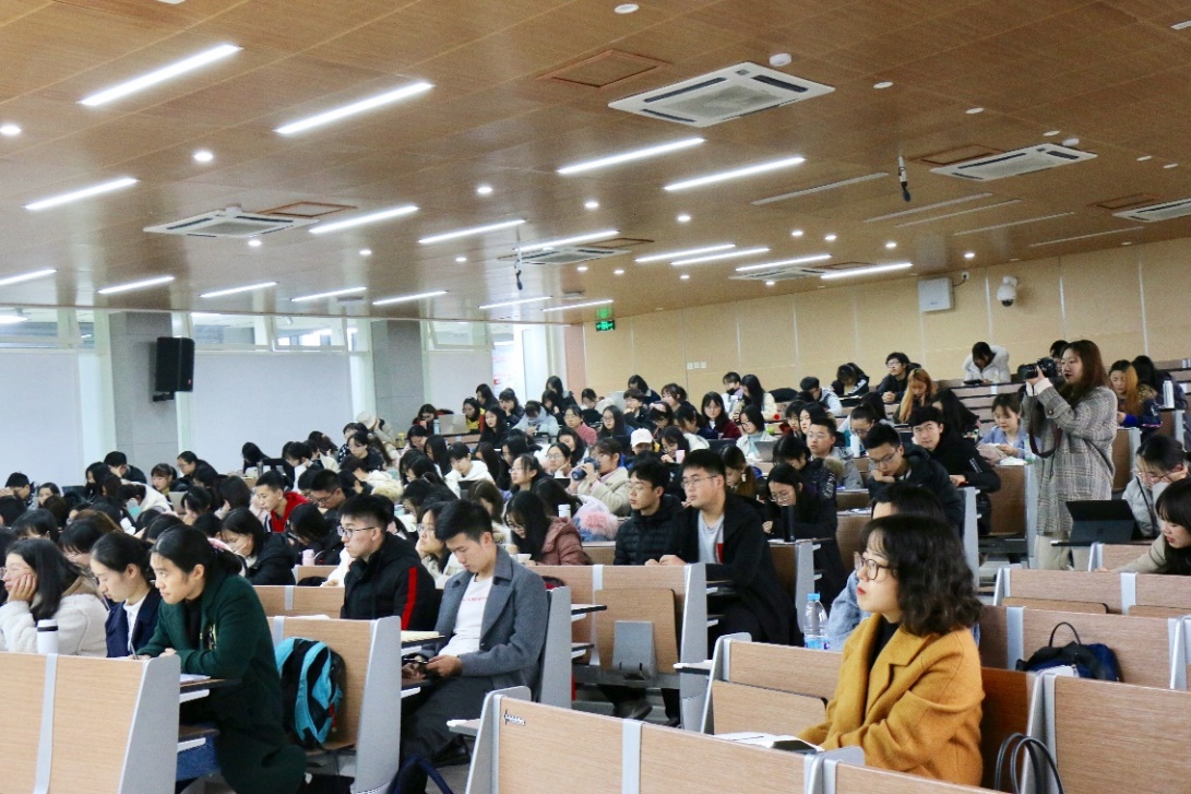 英国上市公司365