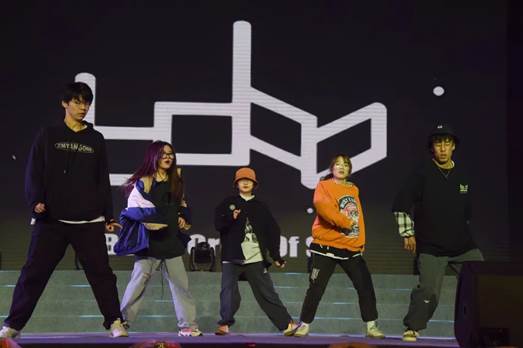 英国上市公司365