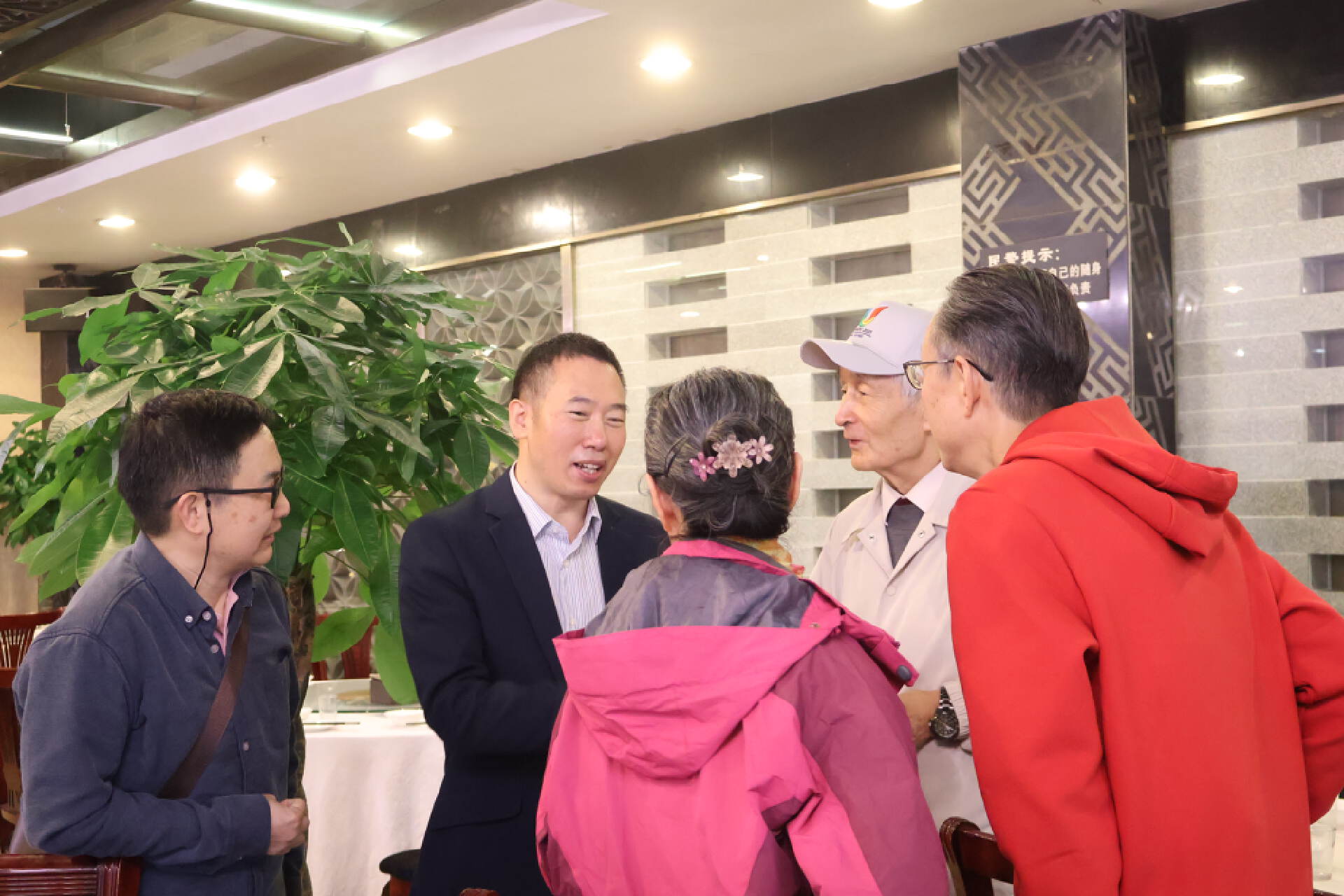 英国上市公司365